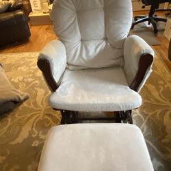 Baby Relax Huntington Glider Rocker With Storage and Ottoman, Expresso Finish With White Cushions 