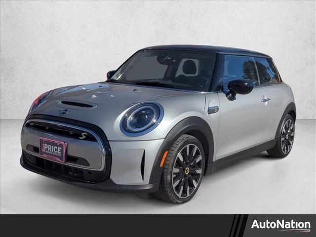 2024 Mini SE Hardtop