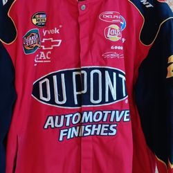 Buena Chacket Chase Size XL  Se Mira Grande Pero No Es Okey Personas Serias Okey Gracias 