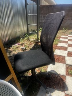 Desk chair