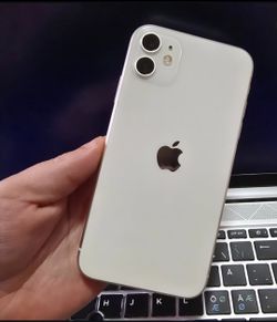 iPhone 11 unlocked with warranty