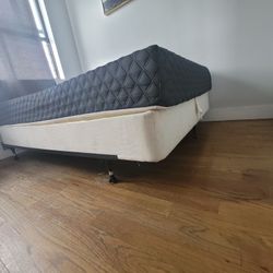 Nice QUEEN Mattress, Box Spring & Bed Frame Base