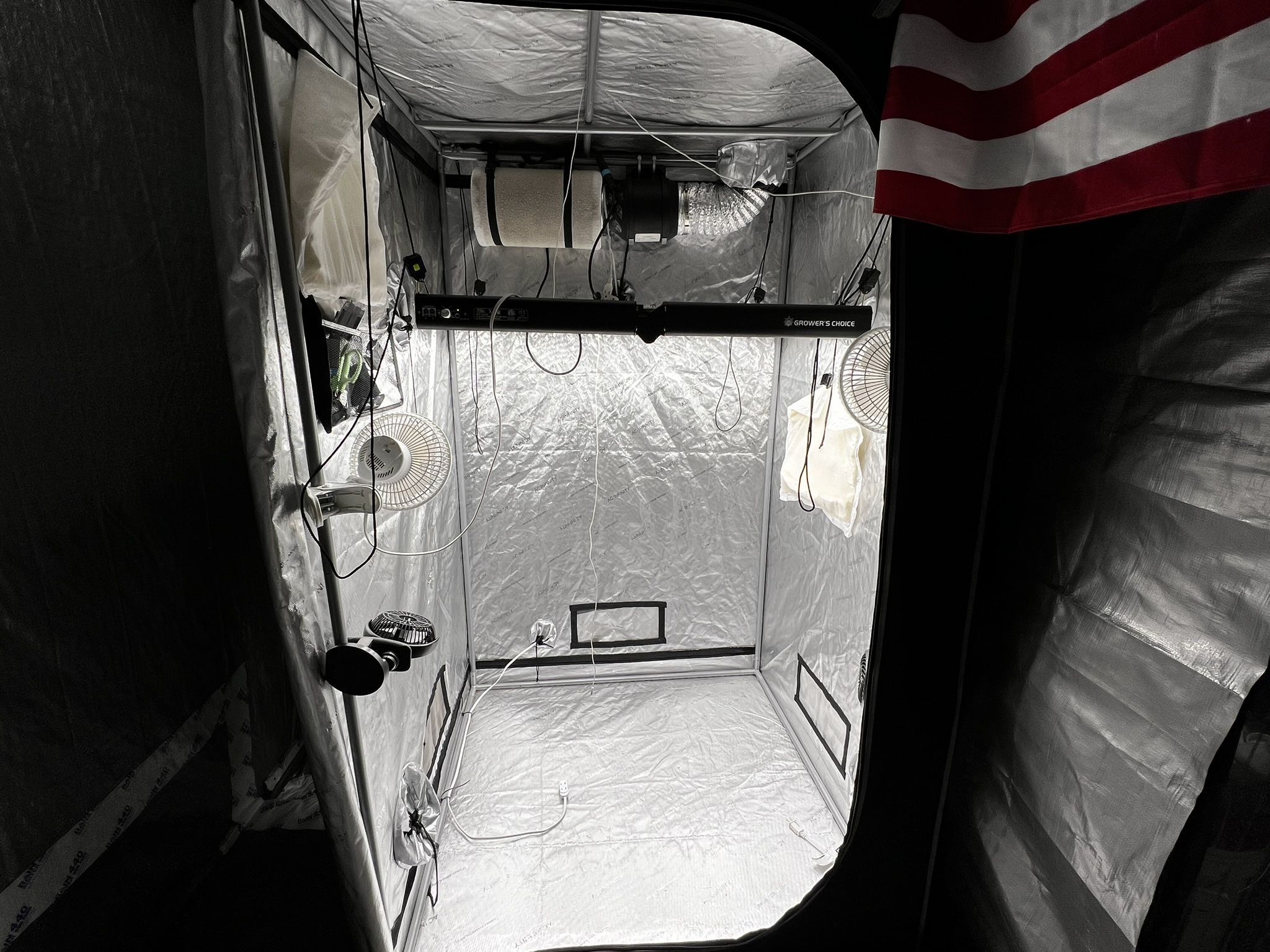 Ac Infinity 5by5 Grow Tent