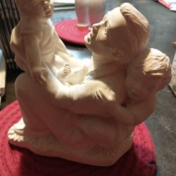 1993 Heartwarmers by CG Alarcon First Edition " Fun with Dad " statue
