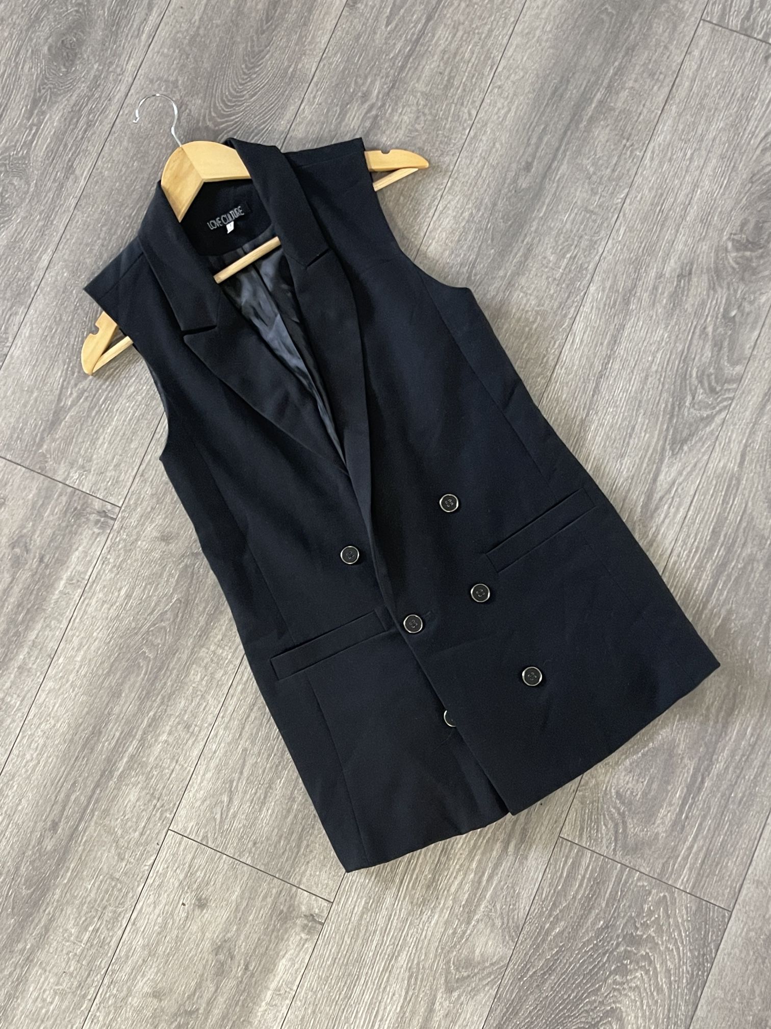 Love culture Long Black Vest G