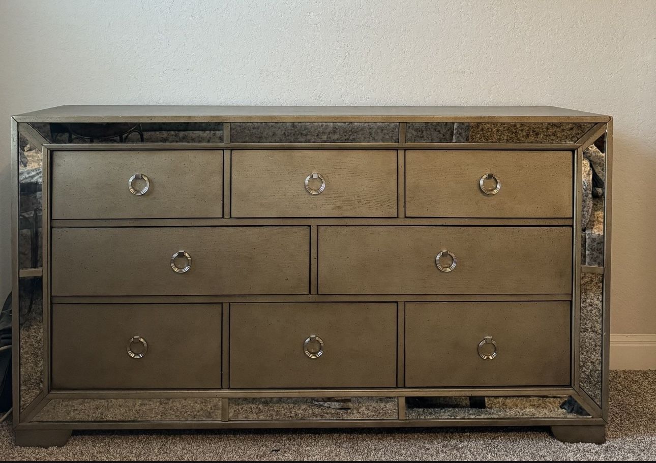 Glam Mirrored Dresser