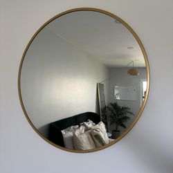 Gold Rim Circle Mirror 28in