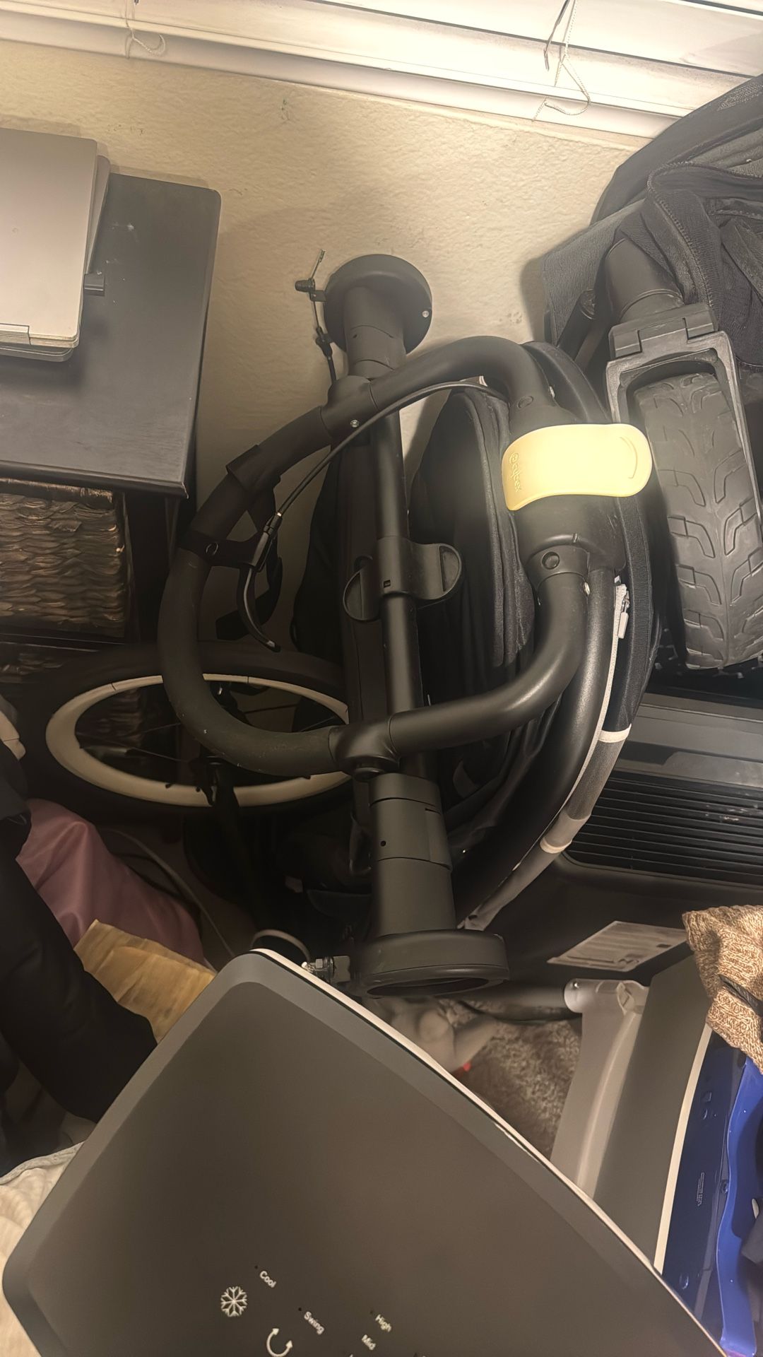 Cybex AVI Jogging Stroller