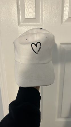 Heart outline hat