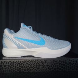 KOBE 6 PROTRO CAITLIN CLARK SIZE 10.5