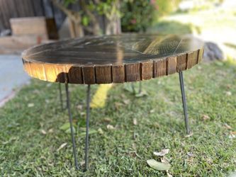 Handmade custom wood end table/coffee table