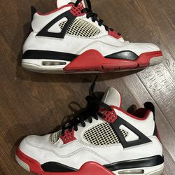 Jordan 4 Fire Red Size 13