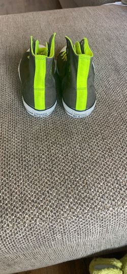 YOUTH SIZE 6 GRAY AND LIME GREEN CONVERSE CHUCKS