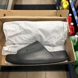 NIKE CALM SLIDE “BRAND NEW WITH BOX”