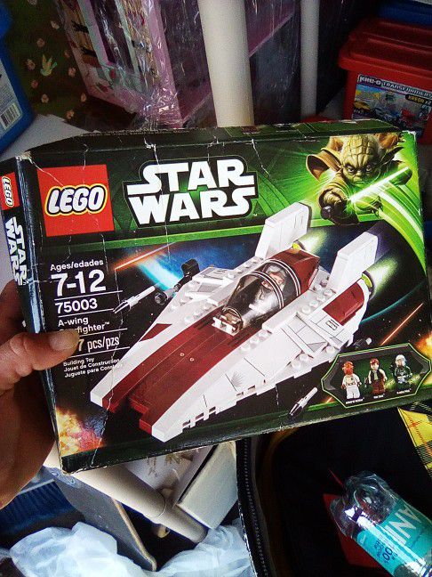 LEGO Star Wars A-Wing Starfighter 