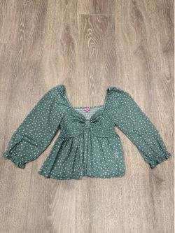 Francesca’s Green Polka Dot Top (Size M)