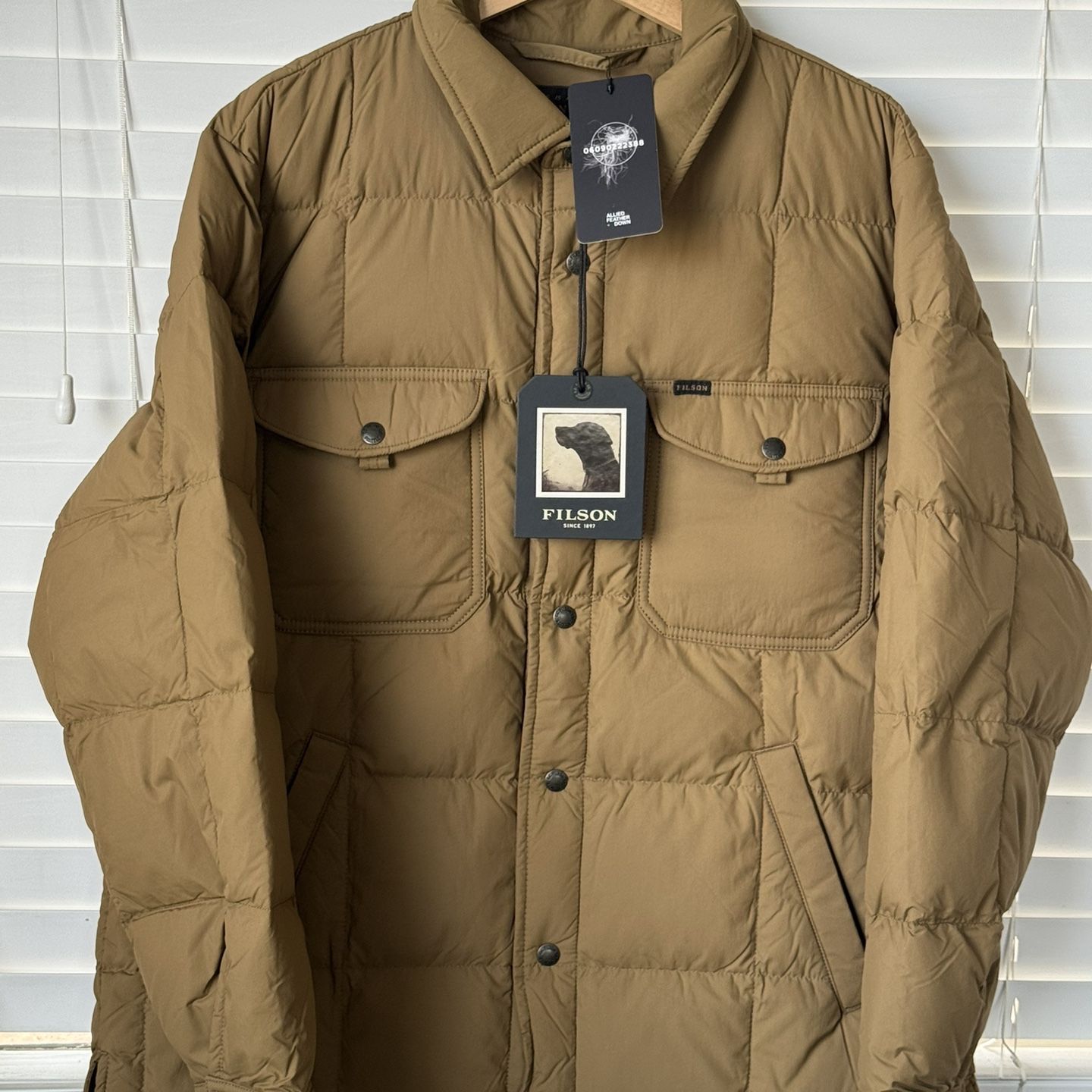 Filson Lightweight Down Jac-Shirt Dark Tan Medium BNWT for Sale in 