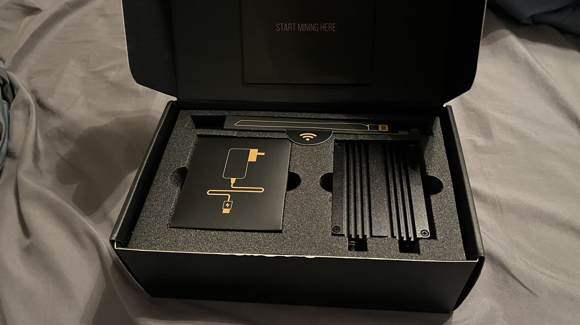 Mntd Helium Crypto Miner HNT IOT