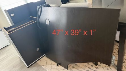 FREE - Heavy-Duty Wood/MDF Panels & Parts (Disassembled Desk)
