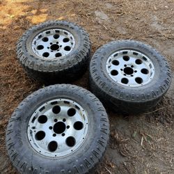 6 Lug Wheels 