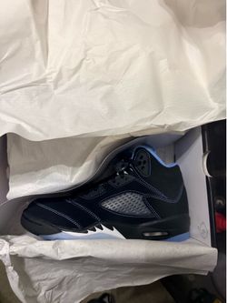 Air Jordan 5 Black UNC size 5.5  & 6