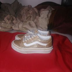 Little Kids Uses Size 11