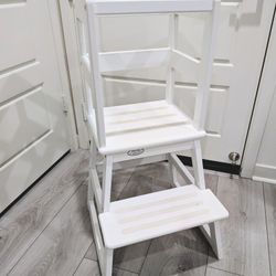 Toddler Standing Tower