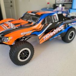 Traxxas Slash VXL 