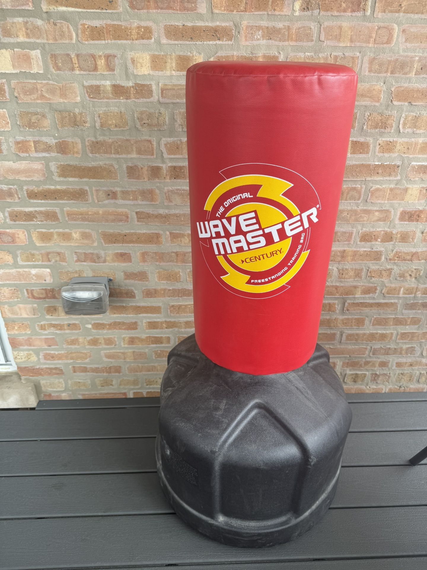 Wave master punching bag