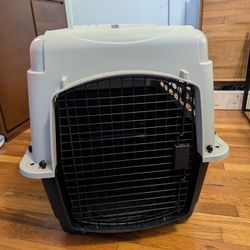Lightly Used 32 Inch Dog Crate