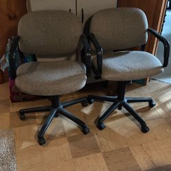 Office Chairs 