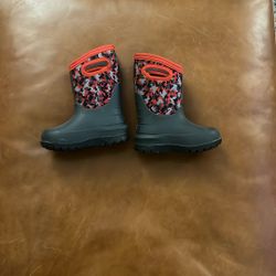 Toddlers BOGS boots