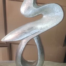 Sculpture From Ashleys Furniture 