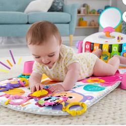 Fisher-Price Deluxe Kick & Play Piano Gym Baby Playmat with Electronic Learning Toy, Pink, Unisex