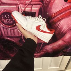 Jordan 1 Low 