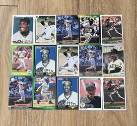 28 MLB Barry bonds and Ricky Henderson sports card lot ! 