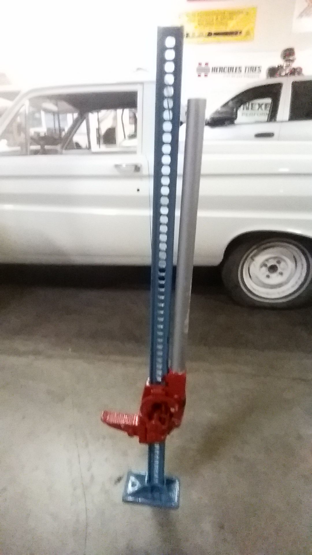 Farm jack 4 ft.. jackall mark 2 by ah bottorff company