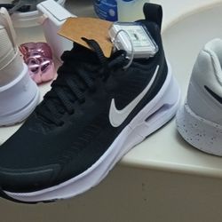 Nike Size 7