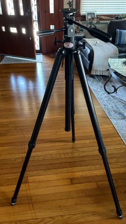 All Metal Star-D 26 Professional Camera Tripod