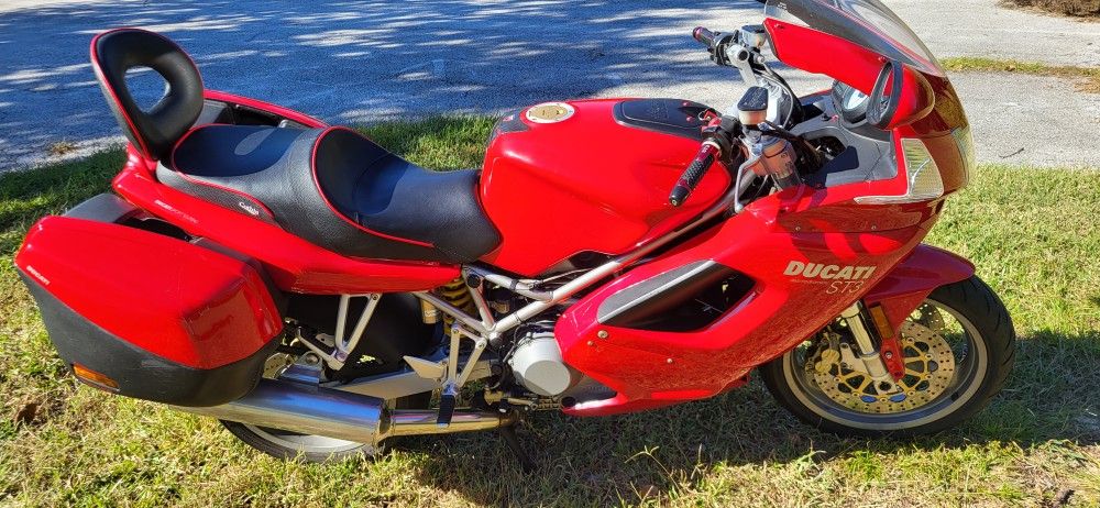 2004 Ducati ST3