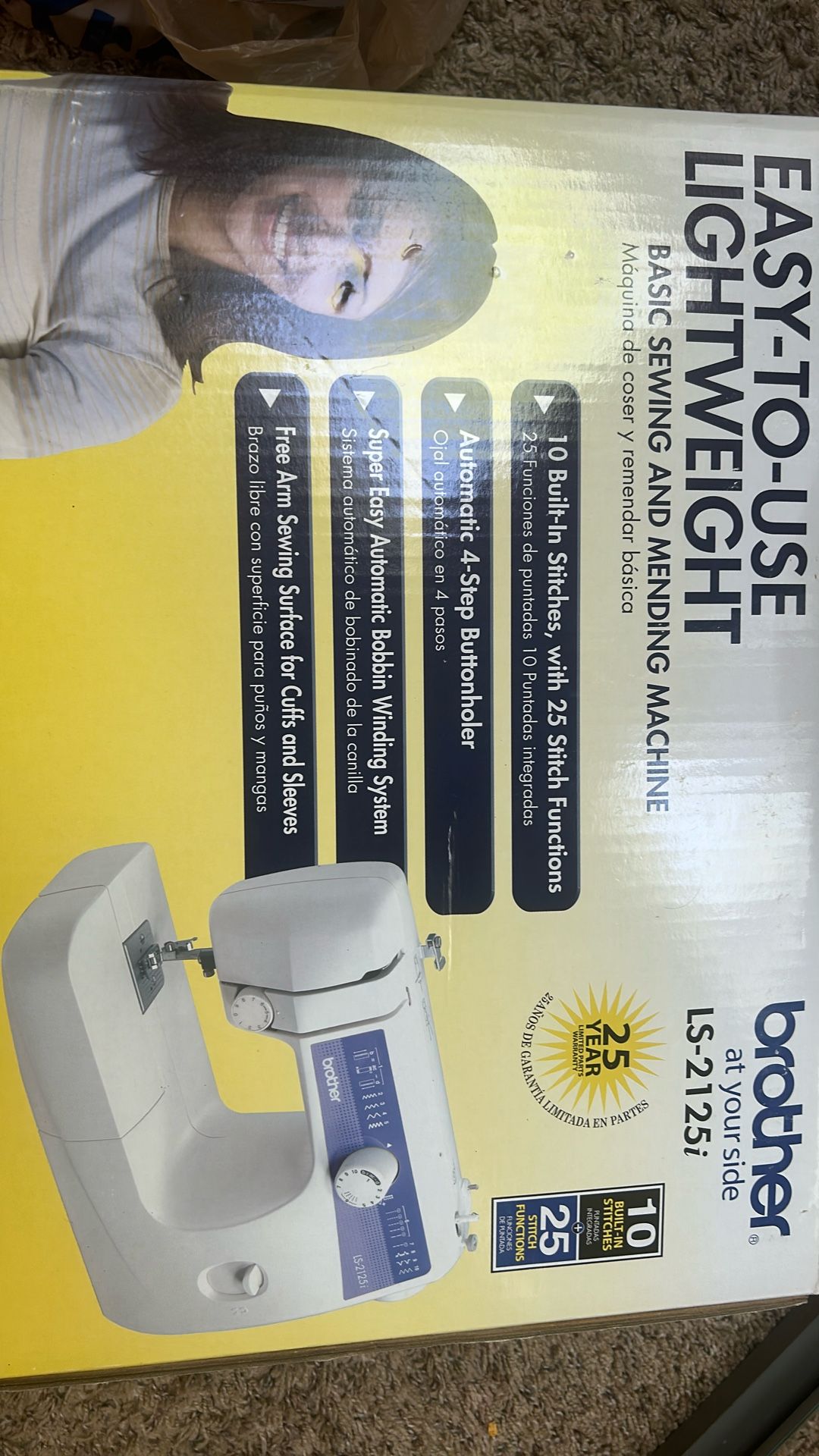 EASY-TO-USE  LIGHTWEIGHT  BASIC SEWING AND MENDING MACHINE  Máquina de coser y remendar básica  brother  at your side LS-2125i  10 BUILT-IN STITCHES  