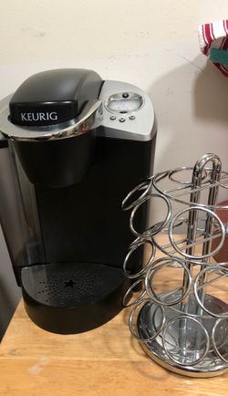 Keurig coffee maker and stand / used