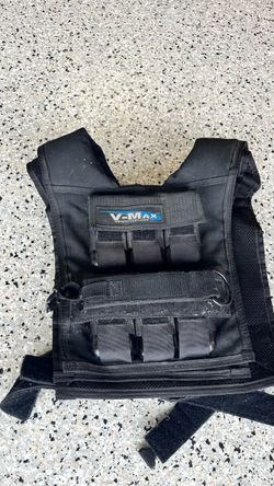 V-MAX 30 lb Adjustable Weight Vest – Very Good Condition