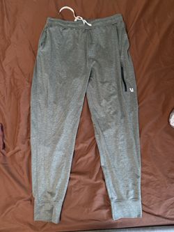 Vuori jogger pants