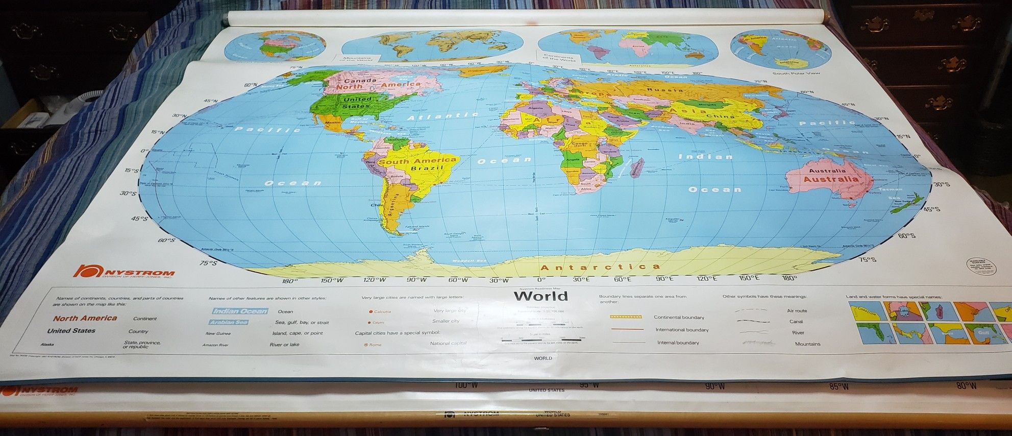 School maps, spring roll up, UNITED STATES & WORLD