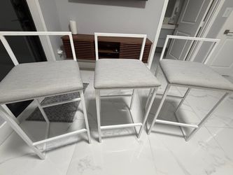 Set of 3 high chairs