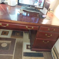 Office Desk