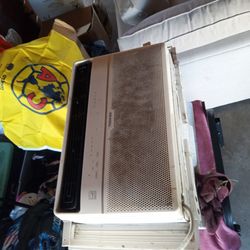 Toshiba AC Works Great 100$
