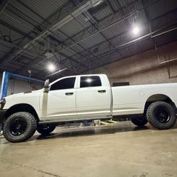 Leveling  Kits Wheels Tires Accessories Installations. 