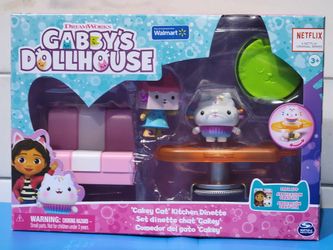 Gabby's Dollhouse Cakey Cat Kitchen Dinette Figures and Playset $10 (One Available)